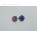 Distressed magnetic buttons for knitwear